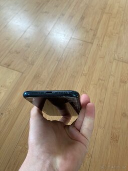 Apple iPhone XR 128gb-baterie 73%-foto neostří-prasklý - 7