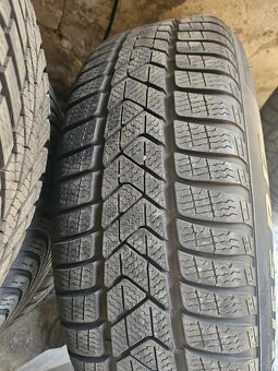 Zimní sada 7,5x17 ET 45, 5x108 mm, Pirelli 215/65/17, 7-8 mm - 7