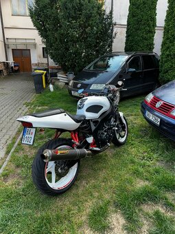 Honda CBR 900 - 7
