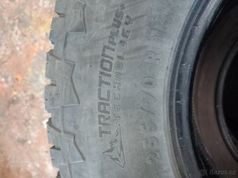 Pneu pro SUV 255/70/15,sada 900kc - 7