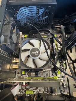Počítačová sestava - 7