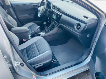 Toyoty Auris 1.6i - 79 KW ČR,KAMERA,ALU KOLA. - 7