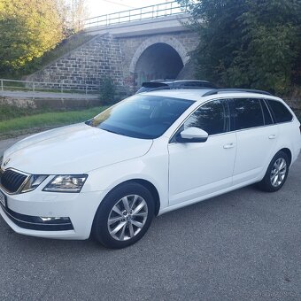 Škoda Octavia Combi 2.0 TDI - 7