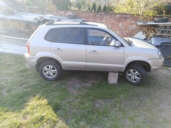 Náhradní díly Hyundai Tucson 103kw 4x4 kod motora D4EA - 7