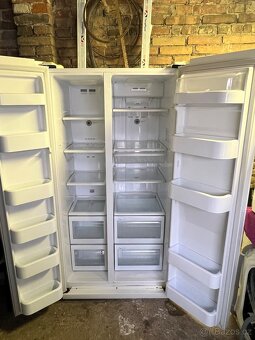 Americká lednice Samsung – funkční, čistá - 7