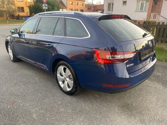 Škoda Superb com III 2,0 tdi -110 kw - 7