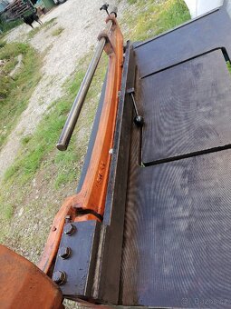 Tabulkové nůžky na plech Jesan NTP 1000 / 2,5 J - 7