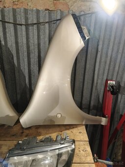 Fabia 1 facelift, předek. Nárazník, blatníky, světla, 9201 - 7