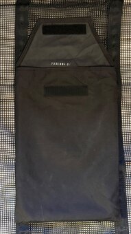 Síť do zavazadlového prostoru BMW X1 - 7