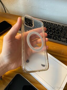 iPhone 11 128 GB - 7