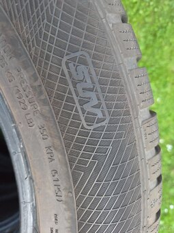 Pneu 225/60R17 - 7