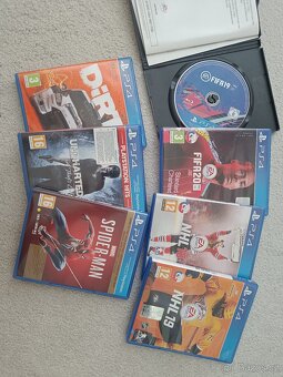 PlayStation 4 Slim 500 GB - 7