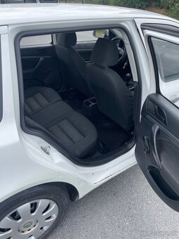 Škoda Octavia 1.6D 77kw - 7