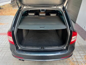 ŠKODA OCTAVIA 2.0TDI 125KW RS /XENON/DSG+F1/FACELIFT - 7