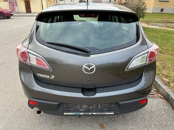 Mazda 3 1.6i 77kw rv.2011 serviska bez koroze - 7