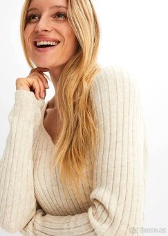 Elegantní pletené šaty 44/46 - 7