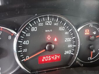 Suzuki Swift Sport - 7