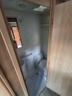 Karavan Lunar Zenith r.v.2010 - 7