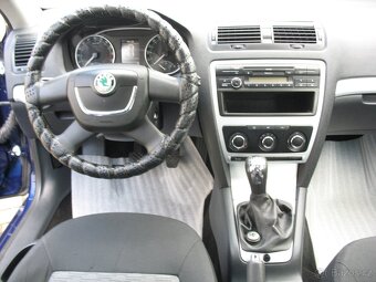 Octavia combi II 1,6 TDiCR-77 kW, 98.000,-Kč - 7