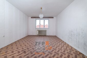 Prodej rodinného domu s užitnou plochou 194 m2 a pozemkem, - 7