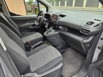 Toyota proace city verso Long, najeto 50 000km, 7 míst - 7