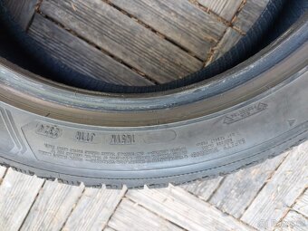 4x Pneu 215/50 R18 Goodyear UltraGrip Performance 3  (TOP) - 7
