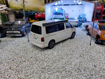 model auta VW T 6.1 California  biela farba Otto mobile 1:18 - 7