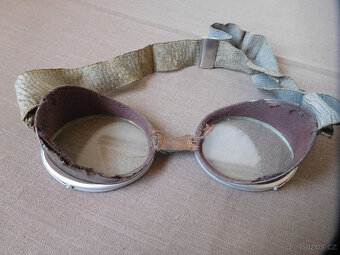 STARÉ asi MOTO BRÝLE - 7