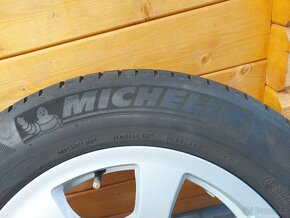 Kola BMW s pneu Michelin - 7