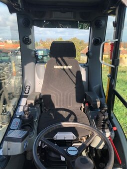 Kolové rypadlo Liebherr A910 Compact - 7