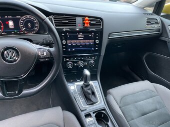 GOLF R-Line jen 38000km, 1.majitel, Plná výbava - 7