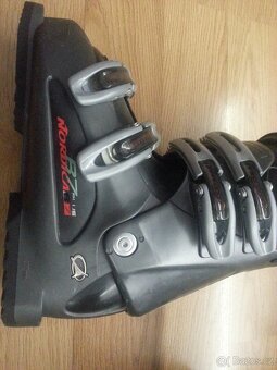 Prodam dámské lyže Atomic a lyžařské boty Nordica - 7