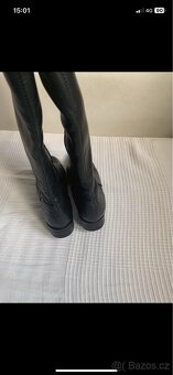 Krásné černé celé kožené kozačky - 7