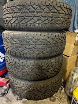 Sada Alu kol orig. Mercedes 205/60R16 zimní - 7