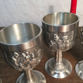 cínové číše zbobené poháry masivní 2 kg cínu TOP stav - 7