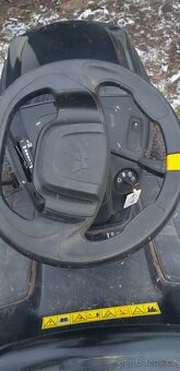 Zahradni traktor - 7
