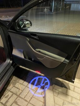 Prodám.Passat B6 2,0tdi 125 kw DSG - 7