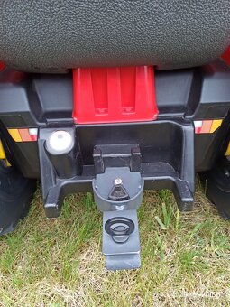 Peg Perego Traktor 12V s příslušenstvím. - 7