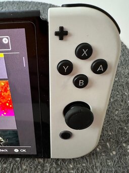 Nintendo Switch Oled - 7