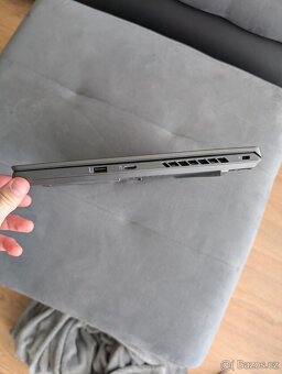 ASUS ROG Zephyrus G15 GA503RS - 7