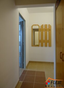 Pronájem prostorného bytu 1+kk s lodžií, 34 m2, Ostrava - Bě - 7