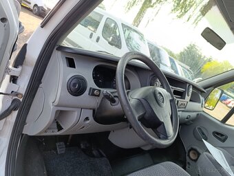 Opel Movano Master 2.5 CDTi 6míst klima 107kw - 7