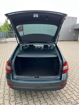 SKODA OCTAVIA 1.6 STYLE DSG 157t.km - 7