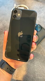iPhone 11 64GB ideální - 7