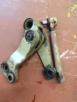 Díly na Zetor 3011 - 7