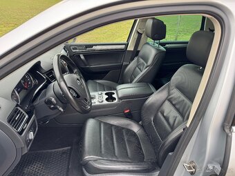 VW TOUAREG Lift 3.0 TDI V6 BLUETECH 4X4 Rline 193 KW - 7