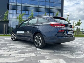 Hyundai i30 kombi 1.5 103kW DCT SMART 2025 - 7