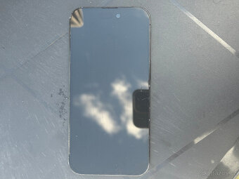 iPhone 14 Pro (128 GB) - Vesmírná černá - 7