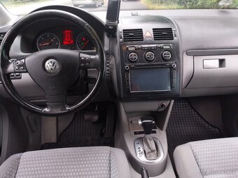 VOLKSWAGEN TOURAN 2.0TDI DSG---2006 - 7