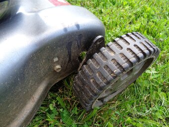 Benzínová sekačka MTD záběr 46 cm - 7